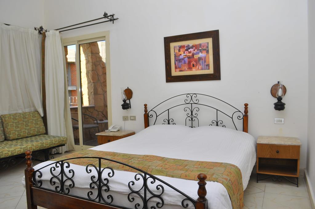 Jewels Sahara Boutique Resort 4*